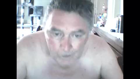 Snapshot of edje59a chatting on April 23, 2026, 6:25 am Eddy online show from April 23, 2026, 6:25 am