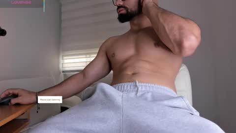 Snapshot of edrick_walton chatting on September 13, 2025, 11:54 am edrick online show from September 13, 2025, 11:54 am