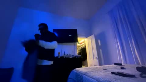 edvmendez1766 online show from February 8, 2026, 11:24 am