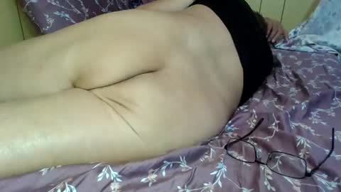 Snapshot of edwalters chatting on October 16, 2025, 2:23 am Eddie online show from October 16, 2025, 2:23 am