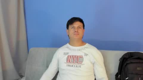 edwar_95 online show from February 3, 2026, 10:48 pm