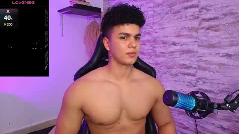 Snapshot of edward__clarck chatting on October 11, 2025, 12:21 am EDWARD CLARCK online show from October 11, 2025, 12:21 am