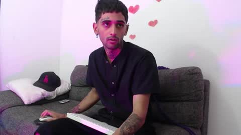 edward_johnsonn online show from September 21, 2025, 12:07 pm