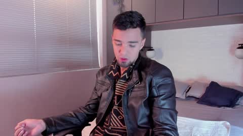 Eduardo online show from December 21, 2024, 8:00 pm