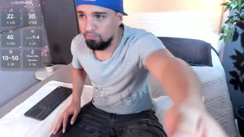 Eduardo online show from October 5, 2025, 3:49 am