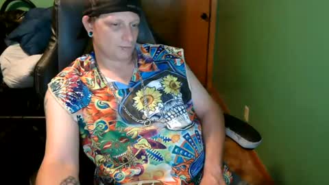 edwardaims_2please online show from July 2, 2026, 2:22 am