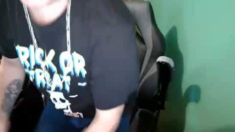 edwardaims_2please online show from July 13, 2026, 2:20 pm