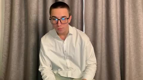 edwarddzhekson online show from October 24, 2025, 11:06 am