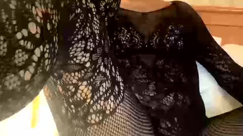 Edwardjojo22 online show from October 17, 2025, 12:58 am