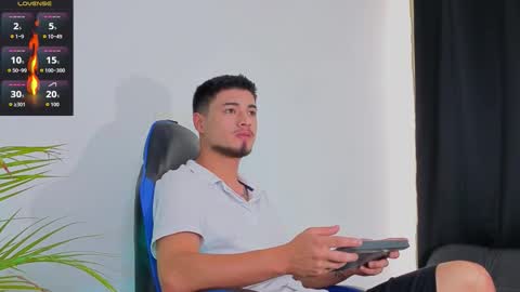 Edward Ross online show from November 24, 2025, 8:41 pm