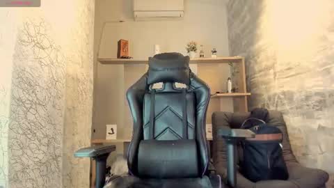Snapshot of edwardross_ chatting on July 26, 2026, 8:38 pm Edward Ross online show from July 26, 2026, 8:38 pm