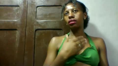 edwige770943 online show from May 7, 2026, 6:35 pm