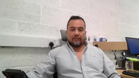 Snapshot of edwill13 chatting on May 11, 2026, 3:18 pm EdM online show from May 11, 2026, 3:18 pm