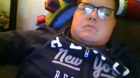 Snapshot of edwins777 chatting on December 15, 2025, 10:58 pm Nicky789 online show from December 15, 2025, 10:58 pm