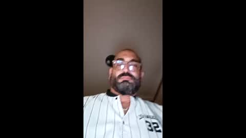 Snapshot of eemmee708927 chatting on November 4, 2025, 8:19 pm eemmee708927 online show from November 4, 2025, 8:19 pm