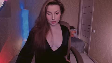 eesmaaarr online show from September 24, 2025, 11:41 pm