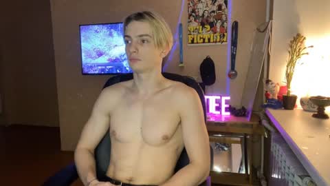 Eve Lovelace online show from January 11, 2025, 3:42 pm