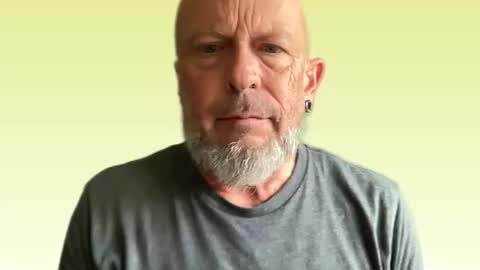 Snapshot of eevilempire chatting on December 21, 2025, 6:04 pm Harley Biker online show from December 21, 2025, 6:04 pm