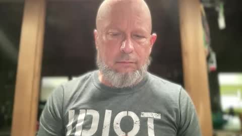 Snapshot of eevilempire chatting on April 14, 2026, 5:52 pm Harley Biker online show from April 14, 2026, 5:52 pm