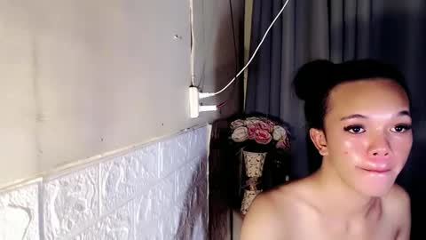 Pia online show from December 2, 2024, 2:09 am