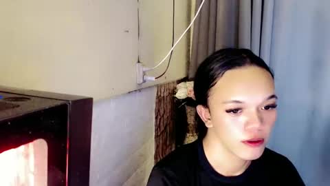 Pia online show from December 4, 2024, 10:46 am