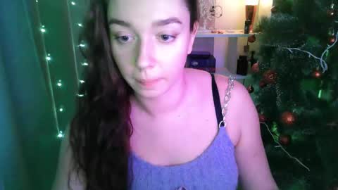 Snapshot of effie_balconii chatting on January 18, 2025, 1:40 pm effie_balconii online show from January 18, 2025, 1:40 pm