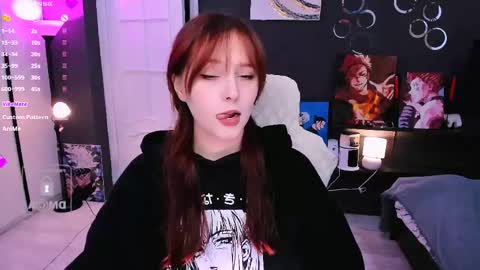 Snapshot of effie_lee chatting on May 22, 2026, 11:05 am Effie online show from May 22, 2026, 11:05 am