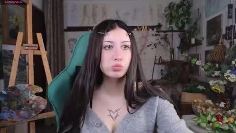 effiemeowley online show from April 15, 2026, 9:49 am