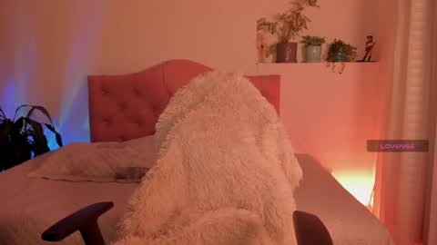 Snapshot of effy_cb chatting on January 8, 2025, 6:09 am effy online show from January 8, 2025, 6:09 am