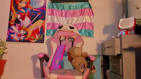 effy_marinn online show from September 21, 2025, 5:42 am