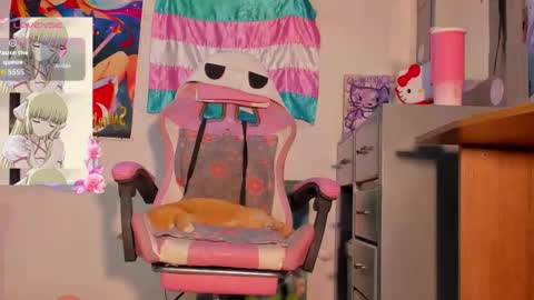 effy_marinn online show from September 30, 2025, 1:32 am