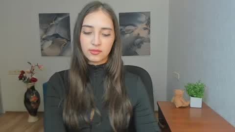 Effy Royse online show from April 29, 2026, 5:30 pm