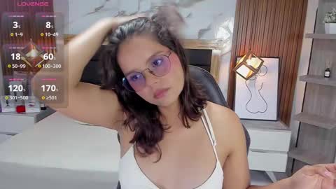 Snapshot of effystonnem chatting on September 26, 2025, 7:18 pm  E F F Y  online show from September 26, 2025, 7:18 pm