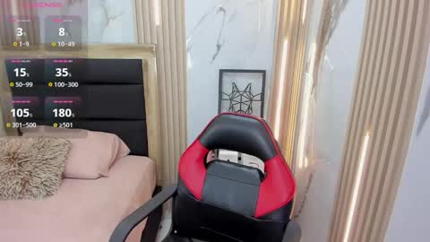  E F F Y  online show from April 24, 2026, 12:18 pm