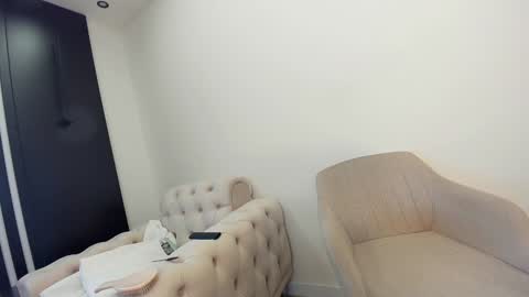 Erik and Alice online show from January 11, 2025, 5:10 am