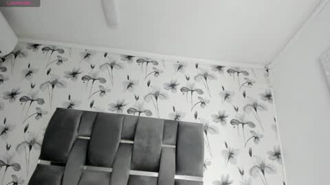 Snapshot of ehotloveaxxx chatting on December 14, 2024, 11:07 am Valery online show from December 14, 2024, 11:07 am