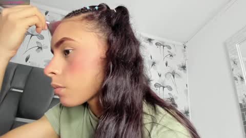 Snapshot of ehotloveaxxx chatting on December 16, 2024, 1:11 pm Valery online show from December 16, 2024, 1:11 pm