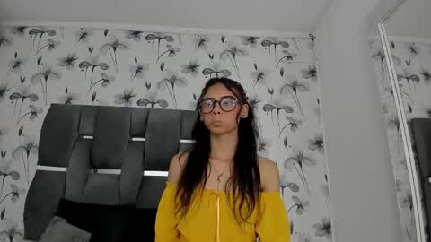 Snapshot of ehotloveaxxx chatting on February 15, 2025, 9:59 pm Valery online show from February 15, 2025, 9:59 pm