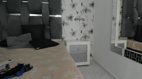 Snapshot of ehotloveaxxx chatting on March 6, 2025, 6:48 pm Valery online show from March 6, 2025, 6:48 pm