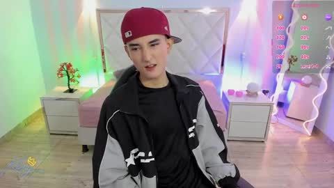 Snapshot of eidan_tay chatting on April 30, 2026, 1:06 pm eidan_tay online show from April 30, 2026, 1:06 pm