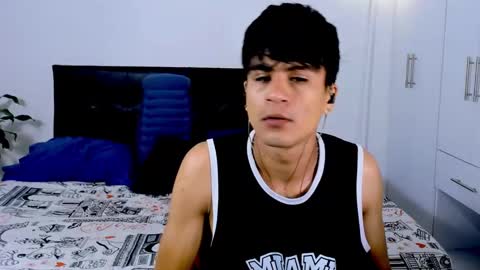 eiden_allenx1 online show from December 24, 2024, 12:11 pm