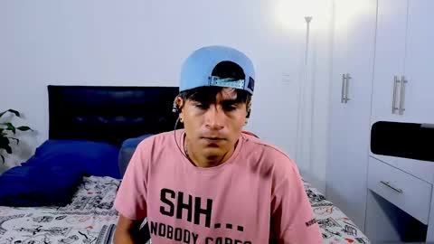 eiden_allenx1 online show from December 26, 2024, 1:32 pm