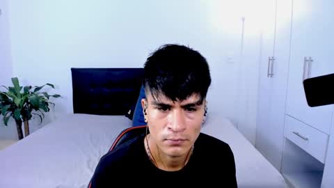 eiden_allenx1 online show from January 2, 2025, 5:07 pm