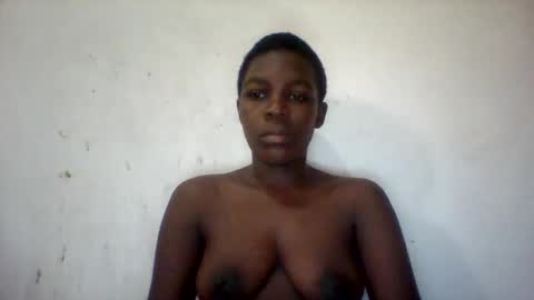 eileen_en online show from April 21, 2026, 11:49 am