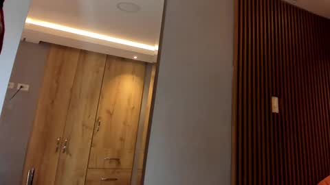 Eilin online show from February 28, 2025, 12:31 pm