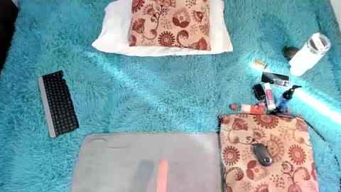 Eilin online show from October 25, 2025, 8:03 pm