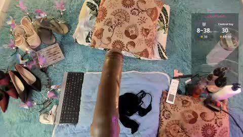 Eilin online show from June 25, 2026, 7:07 pm