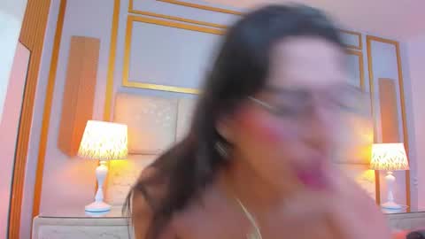 Eilyn Millan online show from March 18, 2026, 1:25 pm