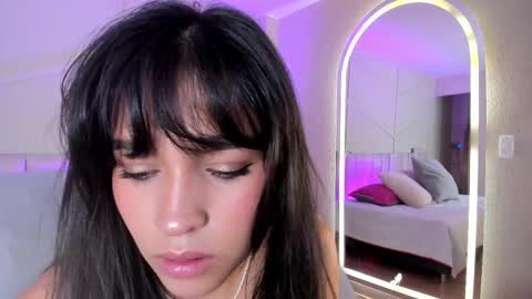 eimmy_bm online show from October 6, 2025, 7:00 pm