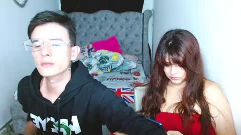 eimy_andres online show from December 11, 2024, 10:25 am
